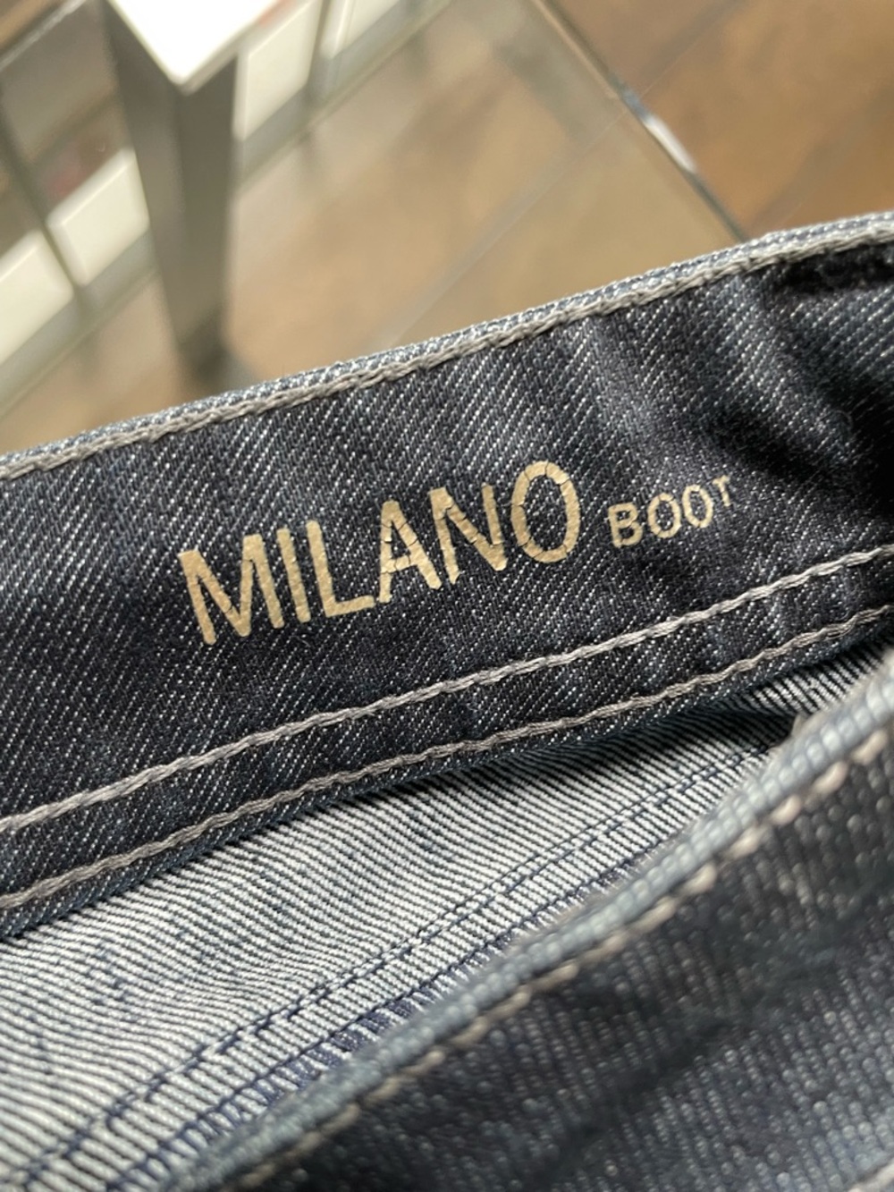 NWOT- DL 1961 jeans- Boot leg - size 25- Milano Boot- stretchy - Picture 9 of 11